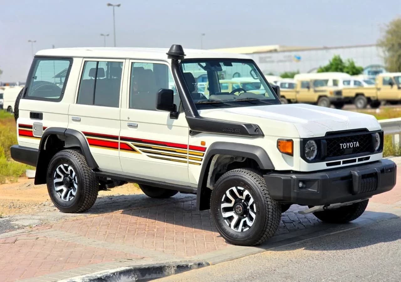 2025 Toyota LC 76