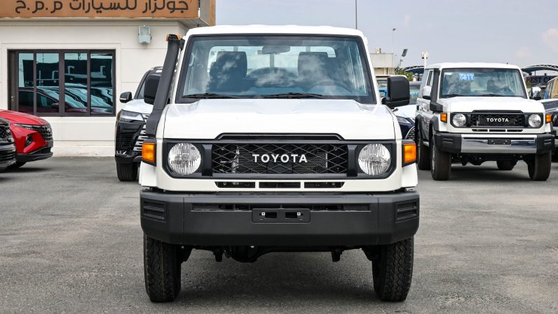 TOYOTA LC79 4.2 DC – MT – DIESEL –  STANDARD