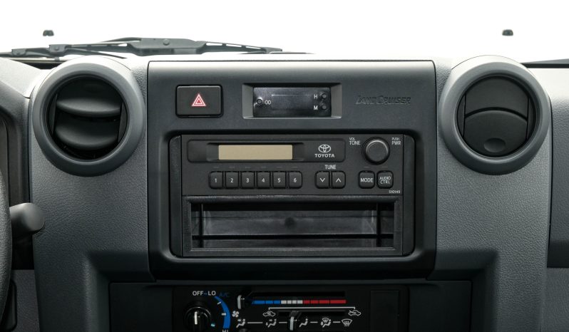 
								TOYOTA LC79 4.2 DC – MT – DIESEL –  STANDARD full									