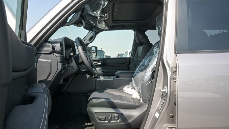 TOYOTA PRADO DIESEL 2.8T ADVENTURE – SUNROOF – BROWN INSIDE BLACK