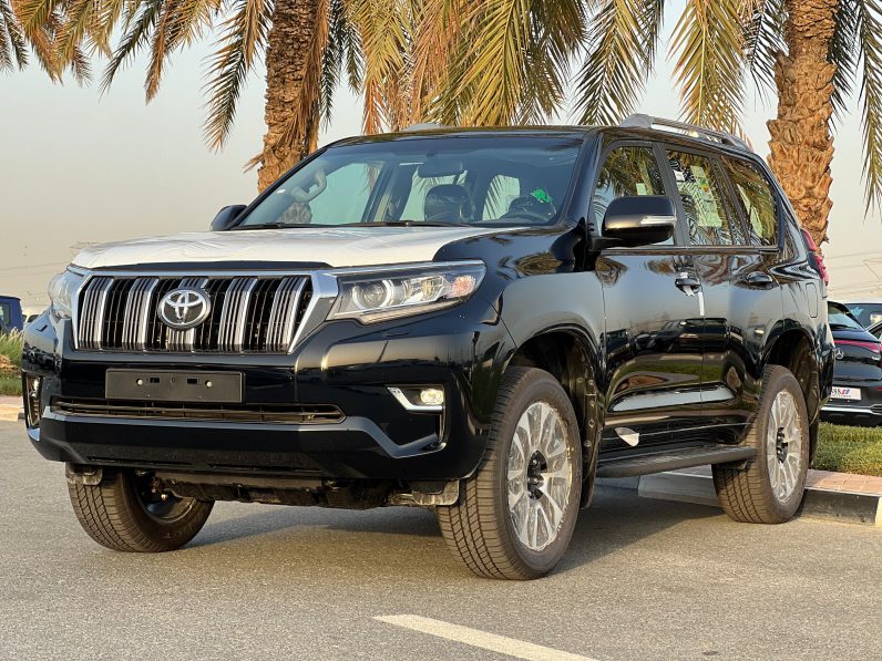 TOYOTA PRADO PETROL 4.0 VX – BLACK