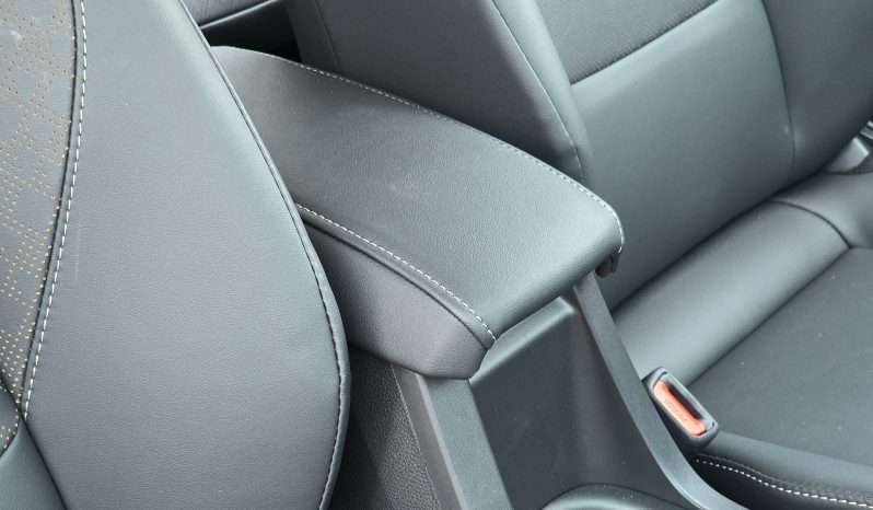 
								TOYOTA COROLLA 1.8 – HYBRID – ELITE – 2025 – WHITE INSIDE BLACK  full									