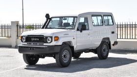 TOYOTA LC78 PETROL 4.0 – BASIC – MT – 2025 – WHITE INSIDE BEIGE – E