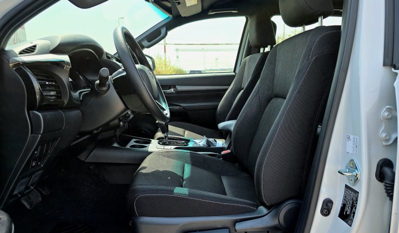 
								HILUX ADVENTURE PETROL 4.0L – FULL WITH COMPRESSOR – WHITE INSIDE BLACK – OMANI full									