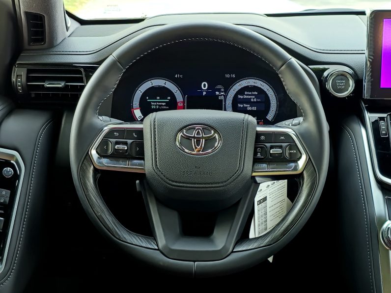 TOYOTA LC300 PETROL 3.5L VXR – Z – RADAR – FULLY LOADED – 2025 MODEL – BLACK INSIDE BLACK/RED – OMANI