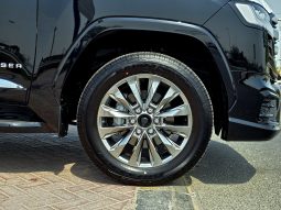 
										TOYOTA LC300 PETROL 3.5L VXR – Z – RADAR – FULLY LOADED – 2025 MODEL – BLACK INSIDE BLACK/RED – OMANI full									