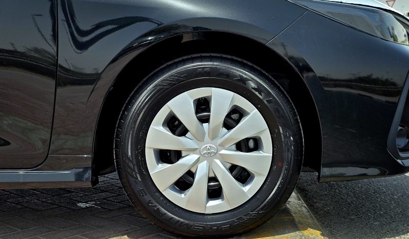 
								TOYOTA COROLLA 1.6L XLI – BASIC – 2025 MODEL – BLACK INSIDE BEIGE – OMANI full									