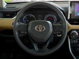 
										TOYOTA RAV4 2.5 HYBRID – XLE – G – MID OPTIONS – 2025 MODEL – WHITE INSIDE BEIGE – GCC SPECS full									