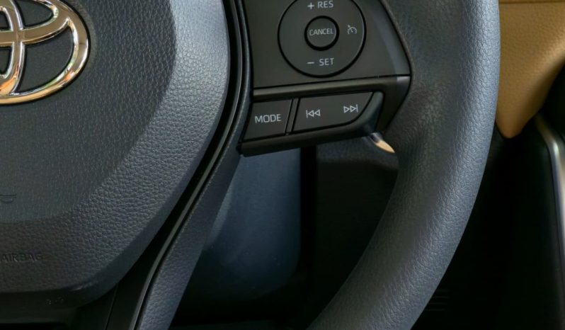 
								TOYOTA RAV4 2.5 HYBRID – XLE – G – MID OPTIONS – 2025 MODEL – BLACK INSIDE BEIGE – GCC SPECS full									