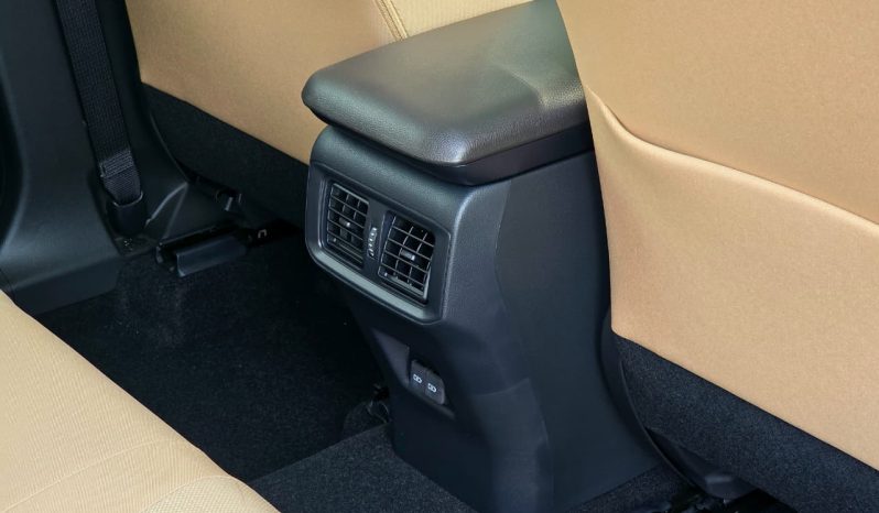 
								TOYOTA RAV4 2.5 HYBRID – XLE – G – MID OPTIONS – 2025 MODEL – BLACK INSIDE BEIGE – GCC SPECS full									