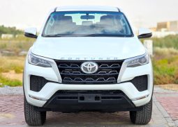 
										TOYOTA FORTUNER 2.4 DIESEL – STANDARD OPTIONS – 2025 MODEL – WHITE INSIDE BROWN – GCC SPECS full									
