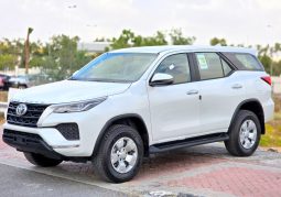 
										TOYOTA FORTUNER 2.4 DIESEL – STANDARD OPTIONS – 2025 MODEL – WHITE INSIDE BROWN – GCC SPECS full									
