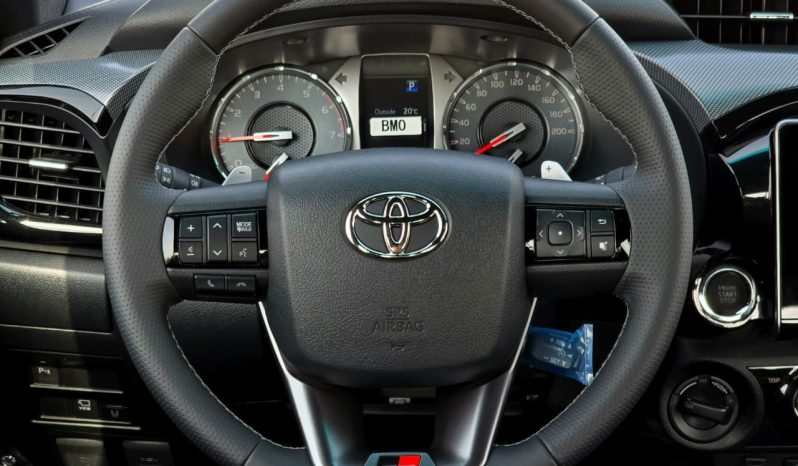 
								TOYOTA HILUX GR -S PETROL 4.0 – DIGITAL MIRROR – FULL OPTIONS – 2025 MODEL – WHITE INSIDE BLACK – GCC SPECS full									