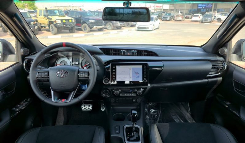 
								TOYOTA HILUX GR -S PETROL 4.0 – DIGITAL MIRROR – FULL OPTIONS – 2025 MODEL – WHITE INSIDE BLACK – GCC SPECS full									