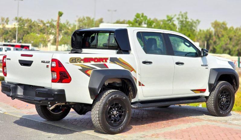 
								TOYOTA HILUX GR -S PETROL 4.0 – DIGITAL MIRROR – FULL OPTIONS – 2025 MODEL – WHITE INSIDE BLACK – GCC SPECS full									