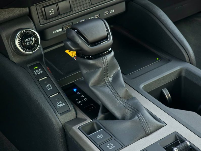 TOYOTA PRADO 2.4T PETROL – ADVENTURE HIGH PACKAGE – MEMORY SEATS – RADAR – HUD – 2025 MODEL – BLUE INSIDE BROWN