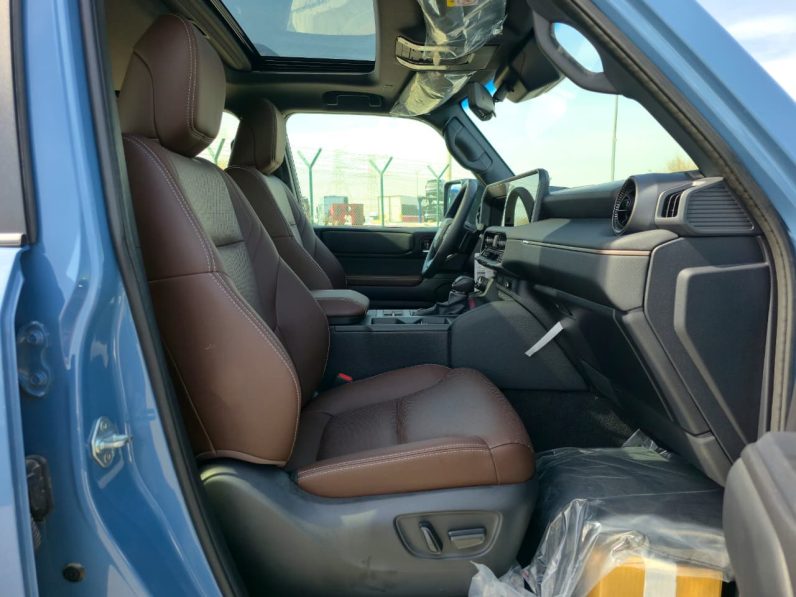 TOYOTA PRADO 2.4T PETROL – ADVENTURE HIGH PACKAGE – MEMORY SEATS – RADAR – HUD – 2025 MODEL – BLUE INSIDE BROWN