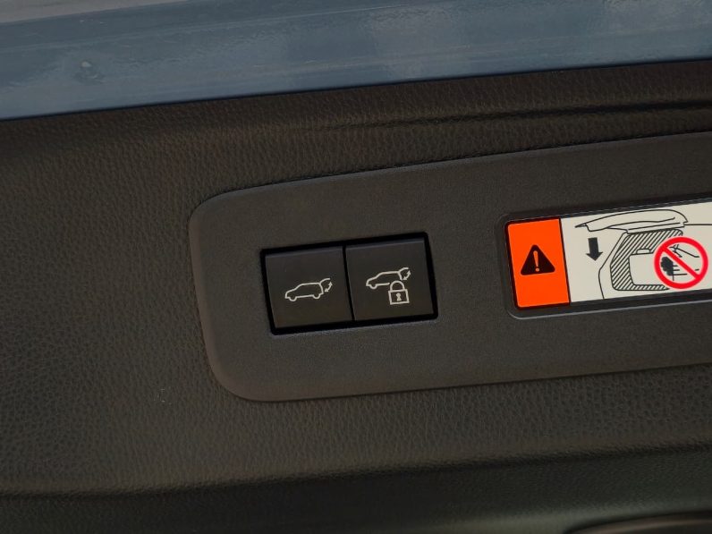 TOYOTA PRADO 2.4T PETROL – ADVENTURE HIGH PACKAGE – MEMORY SEATS – RADAR – HUD – 2025 MODEL – BLUE INSIDE BROWN