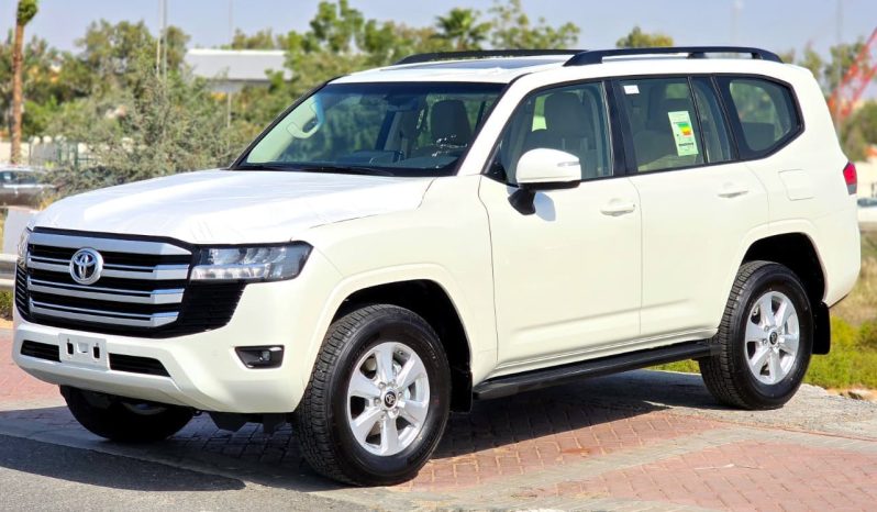 
								TOYOTA LC300 4.0L PETROL – GXR MID – SUNROOF – 18” A/W – 2025 MODEL – WHITE INSIDE BEIGE full									