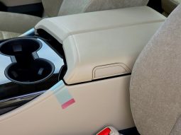 
										TOYOTA LC300 4.0L PETROL – GXR MID – SUNROOF – 18” A/W – 2025 MODEL – WHITE INSIDE BEIGE full									