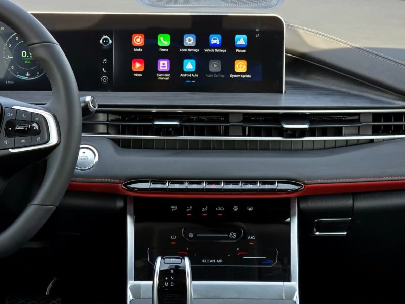 TIGGO 4 PRO – 1.5L – LUXURY SPECS – GCC – 2026 MODEL – BLACK INSIDE BLACK/RED – GCC SPECS